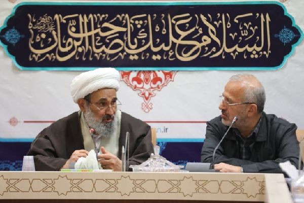 خدمت به زائران گامی در تحقق نقش قم در عصر انتظار است