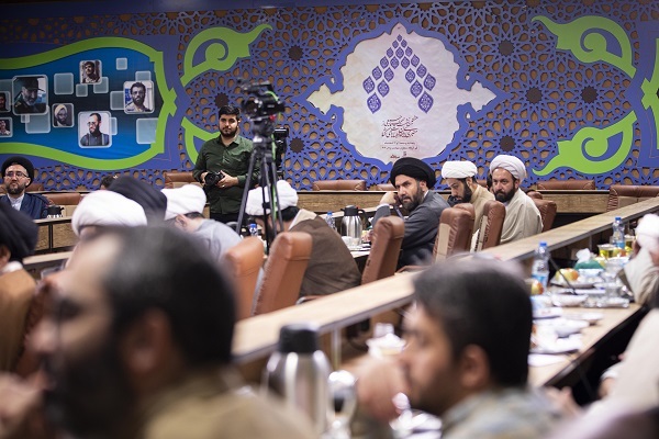 مقابله با فساد؛ دستور کار تمامی دولتمردان