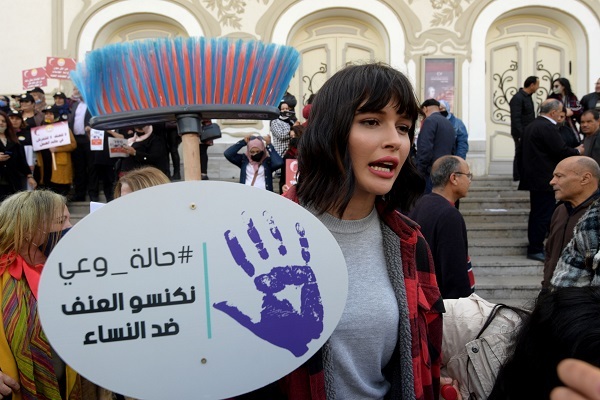 تبعیض و تحقیز زنان محجبه در تونس آزاد