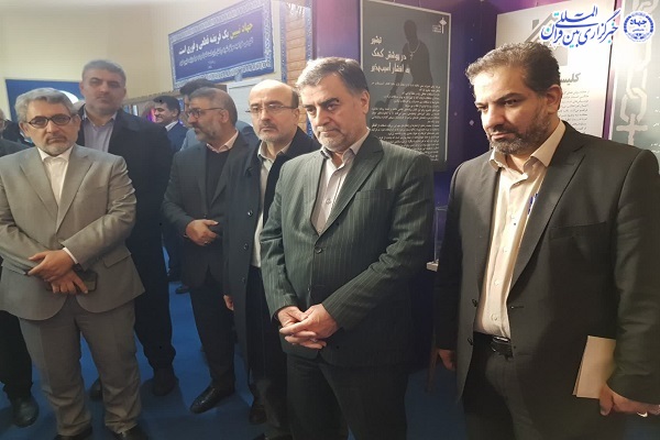 یکی از نیازهای امروز برای جامعه بصیرت افزایی است