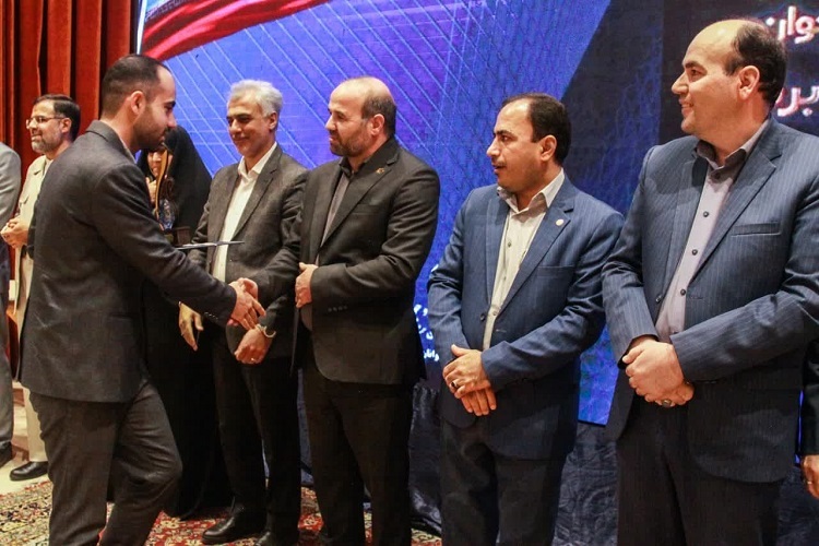 انتخاب جهادگر جهاددانشگاهی سمنان به عنوان جوان برتر ارسالی// انتخاب جهادگر جهاددانشگاهی سمنان به عنوان جوان برتر