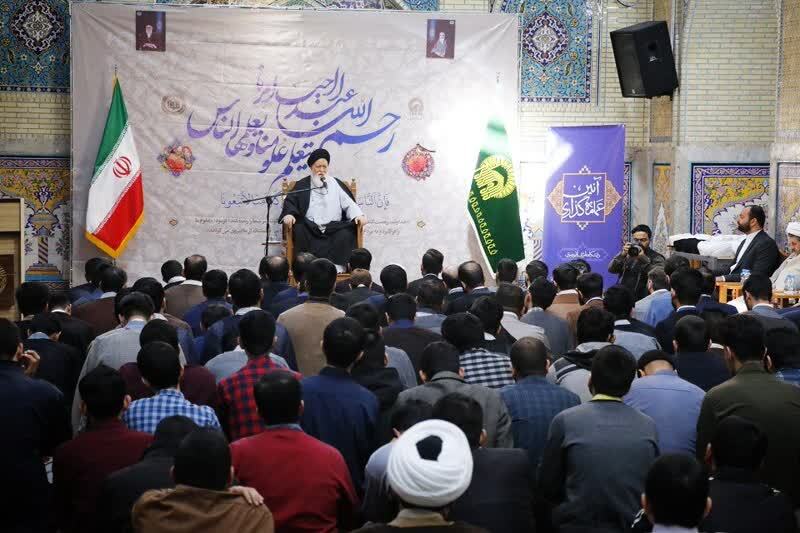آیت‌الله سید احمد علم‌الهدی نماینده ولی‌فقیه در خراسان رضوی و امام جمعه مشهد