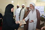 عکس | تجلیل از طلاب و اساتید برتر مدارس علوم دینی کنگان