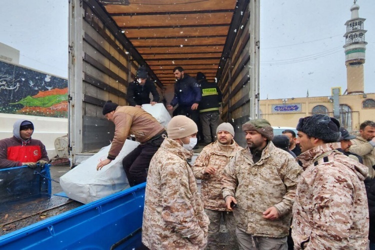 کمک به مناطق زلزلهزده خوی کمک به مناطق زلزلهزده خوی