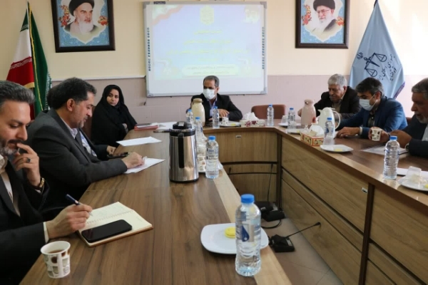 نشست هماهنگی و هم‌اندیشی مدیران دفاتر خدمات الکترونیک قضایی شهر کرمان