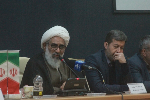 حجت الاسلام عزیزی امام جمعه زابل