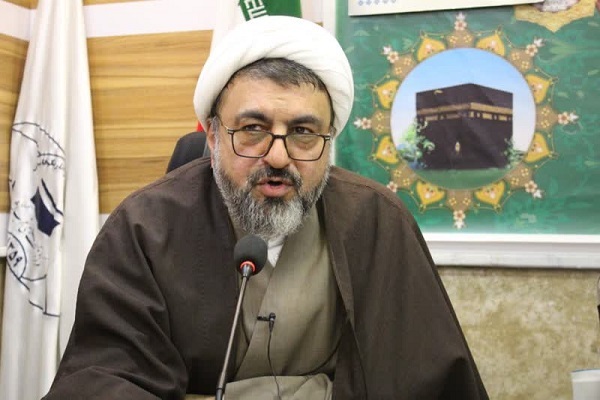 هادی اکبری مدیر امور اهل سنت بعثه مقام معظم رهبری