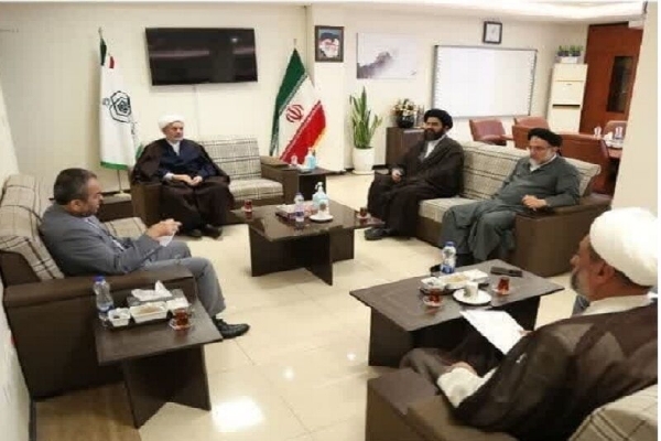 دیدار استاندار خراسان جنوبی با حجت الاسلام خاموشی
