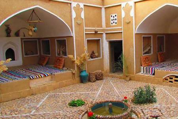 اقامت بومگردی در گلستان