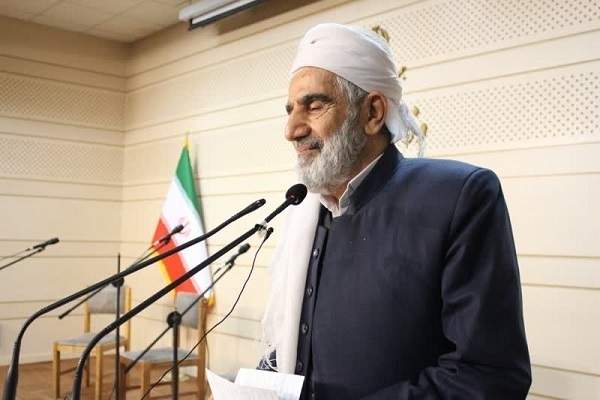 فایق رستمی، امام جمعه سنندج