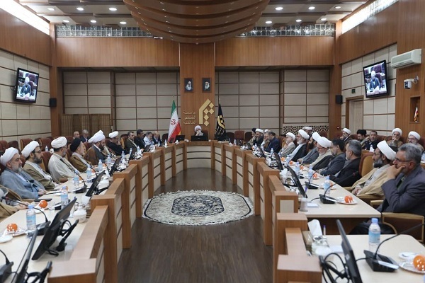 علی عباسی، رئیس جامعةالمصطفی العالمیه