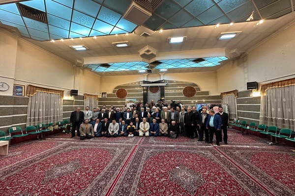 برگزاری جشن میلاد حضرت ابوالفضل (ع) به همت قاری پیشکسوت + فیلم