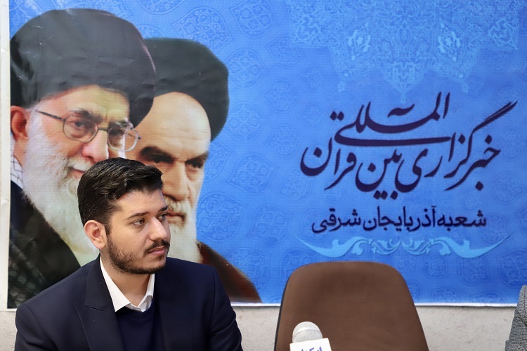 سینا طباخی نفر اول مسابقات بین‌المللی قرآن تجلیل شد