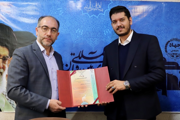 سینا طباخی، نفر اول مسابقات بین المللی قرآن