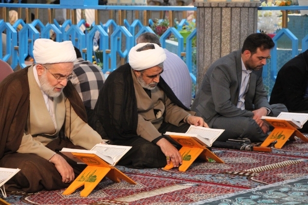 برگزاری محفل جزء&zwnj;خوانی قرآن