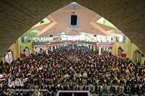 عکس | اقامه نماز عید سعید فطر در همدان