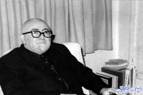  بدیع الزمان فروزانفر