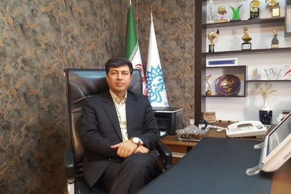 امین مرادی رئیس حوزه هنری انقلاب اسلامی کردستان
