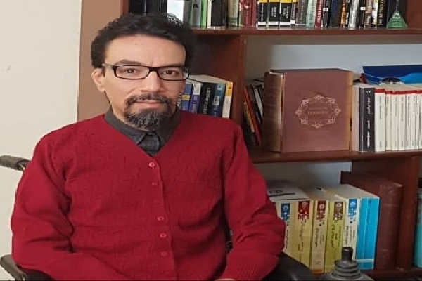 روح الله داتلی بیگی 