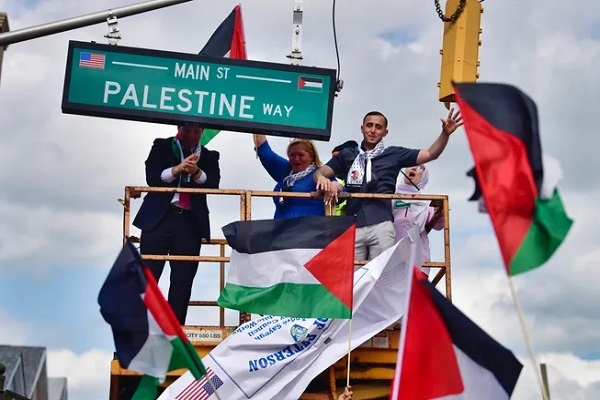 نامگذاری خیابانی در آمریکا به نام «راه فلسطین» + فیلم