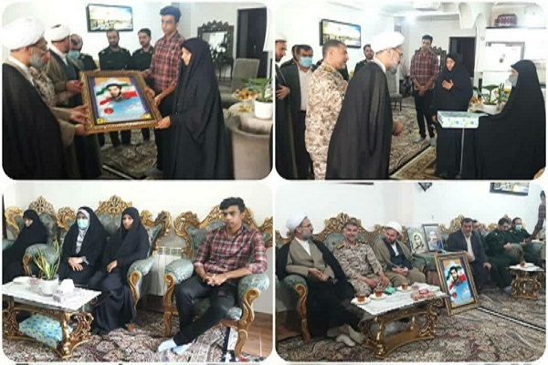 حجت الاسلام شهابی امام جمعه ازادشهر در دیدار با خانواده شهدای روحانی
