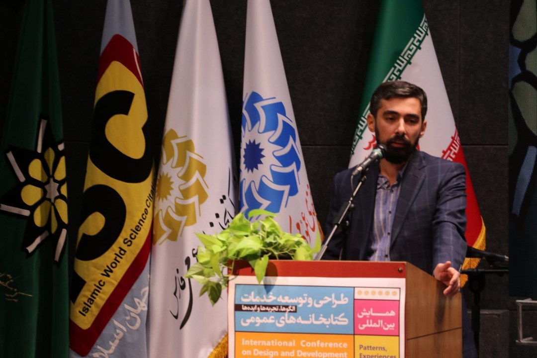 دبیرکل نهاد کتابخانه‌های عمومی کشور