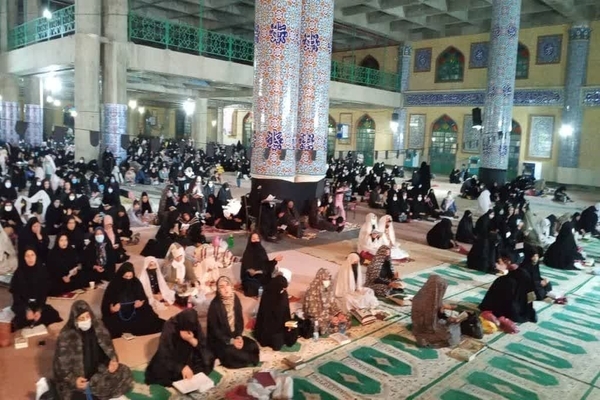 مراسم احیای شب بیست و یکم رمضان در لرستان برگزار شد