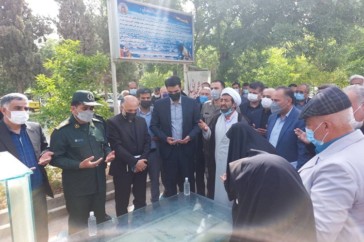 تجدید میثاق جامعه کار و تلاش فارس با شهدا، گلزار شهدای شیراز 