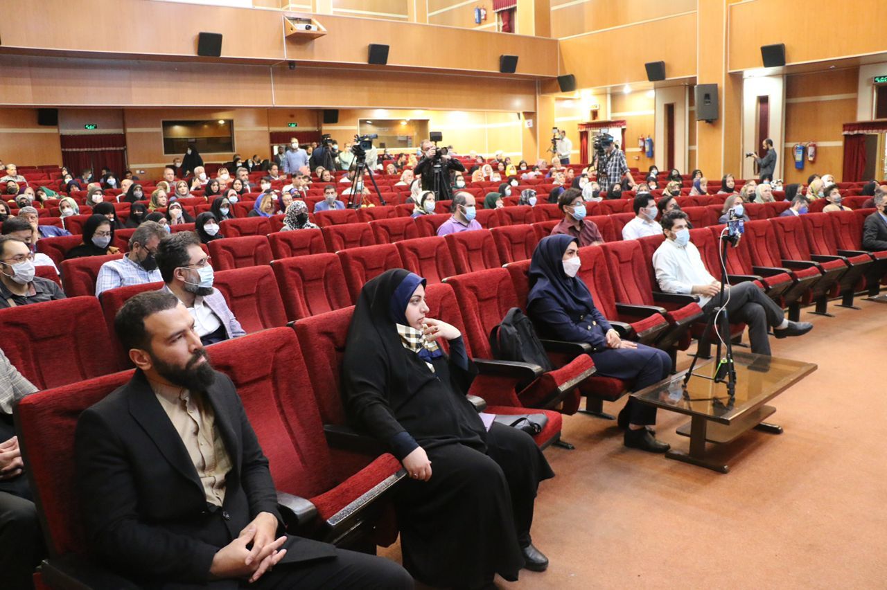 سمیعی: تنها در هنر انقلاب اسلامی تقارن عرفان و حماسه را مشاهده می‌کنیم + صوت و فیلم