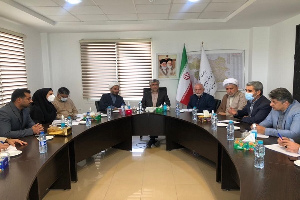 نشست بررسی واگذاری دانشکده قرآن به دانشگاه مذاهب اسلامی
