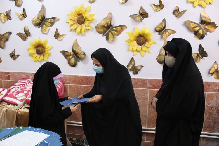 تقدیر از فعالان قرآنی تقدیر از فعالان قرآنی