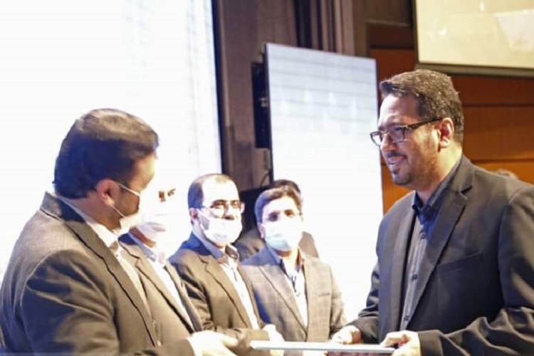 تجلیل از دانشگاه علوم پزشکی شیراز، جشنواره قرآن و عترت هدهد 