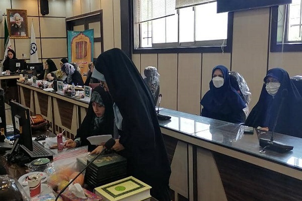 دیدار رئیس جهاددانشگاهی گیلان با متولیان جشنواره قرآن و عترت دانشگاه فرهنگیان