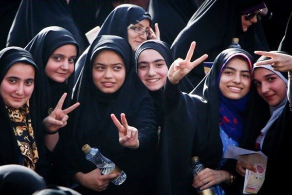 دختران در جامعه ایران
