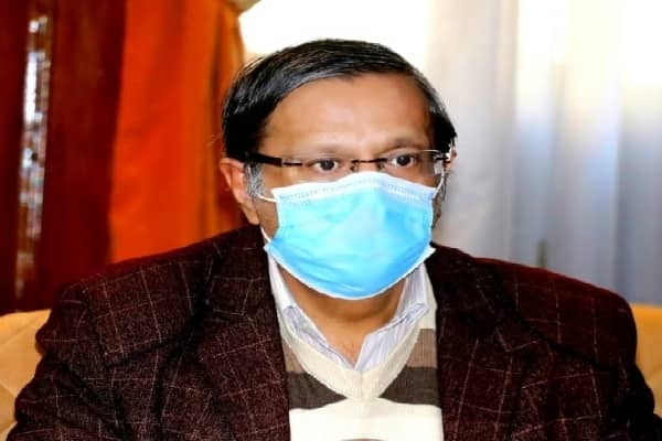 علی افشانی، رئیس کارگروه اطلاع&zwnj;رسانی ستاد دانشگاهی مقابله با کرونا در آذربایجان&zwnj;غربی