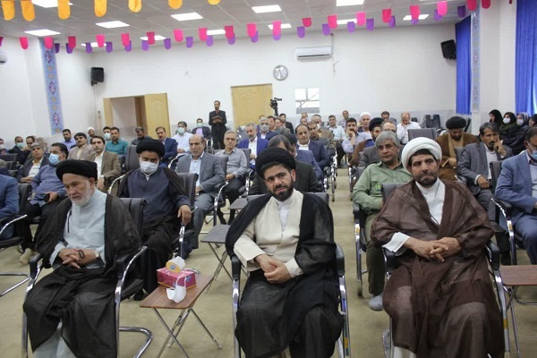 دیدار امام&zwnj;جمعه خرم&lrm;آباد با کارکنان سازمان جهاد کشاورزی لرستان