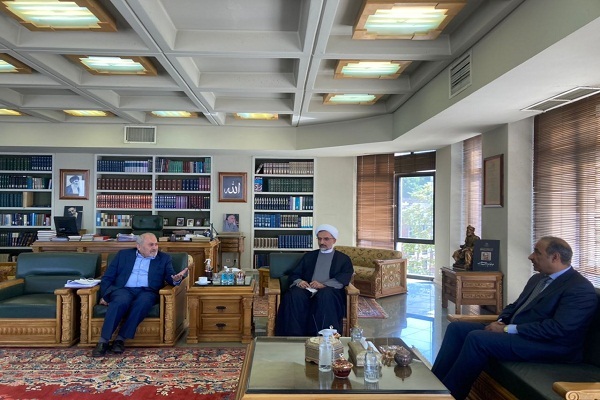 دیدار وزیر فرهنگ عراق با مدیر مرکز دائره‌المعارف بزرگ اسلامی