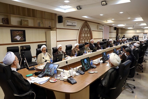 آیت‌الله علیرضا اعرافی، مدیرحوزه‌های علمیه کشور