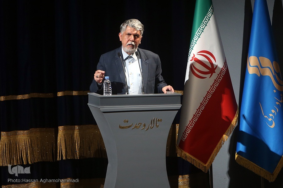 مرحوم دعایی هرگز جایگاه پایمردی در مسیر انقلاب را از دست نداد