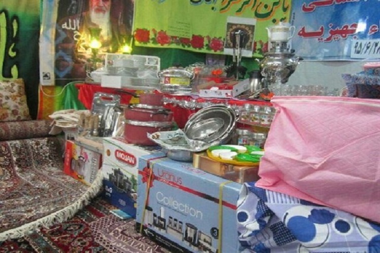 اهدای جهزیه به نوعروسان نیازمند اهدای جهزیه به نوعروسان نیازمند