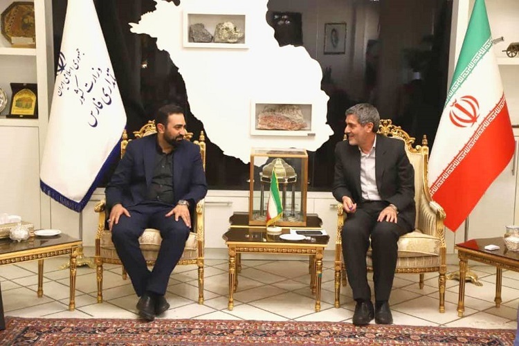 دیدار استاندار فارس با وحید یامین پور