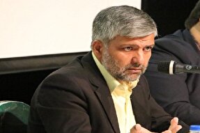 تولید نغمات قرآنی در اولویت برنامه‌های قاریان باشد