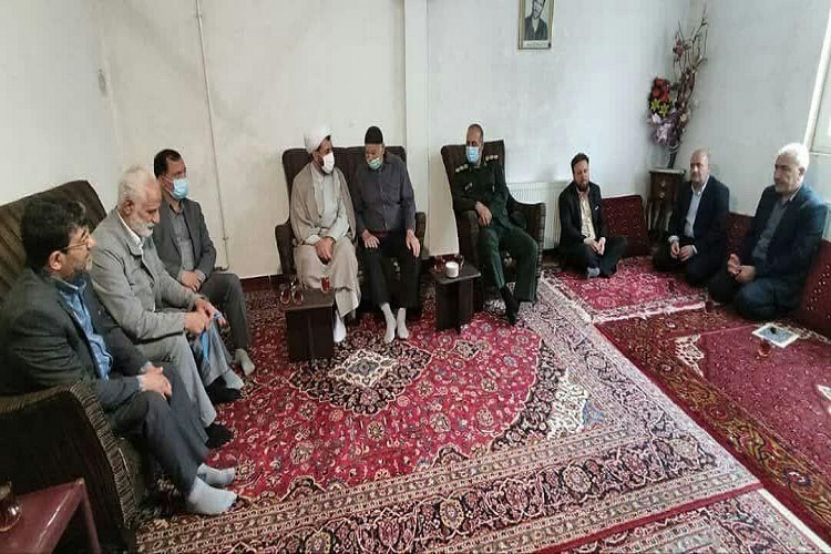 دیدار با خانواده شهدای سوم خرداد ملایری