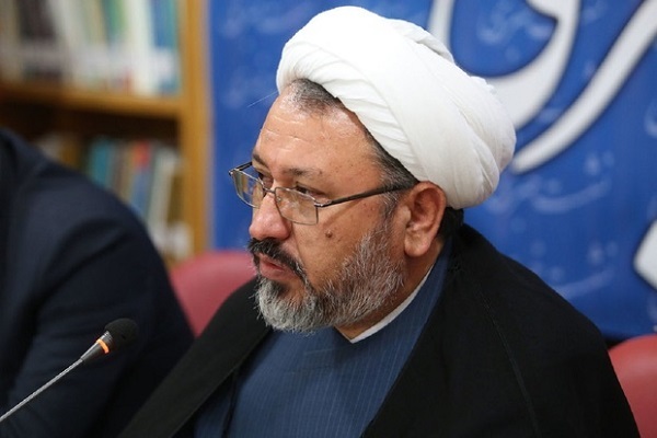حجت&zwnj;الاسلام&zwnj;والمسلمین عباس کمساری، رییس موسسه تنظیم و نشر آثار امام خمینی
