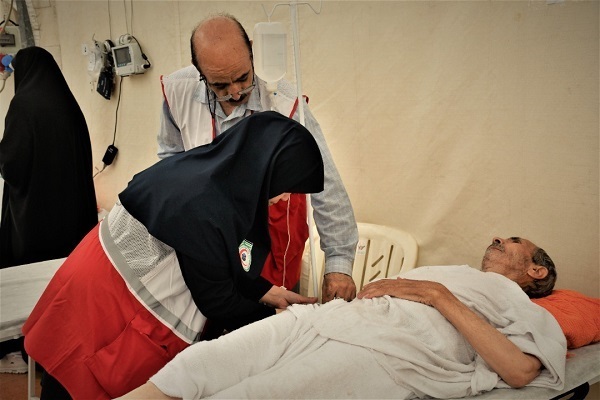 رایزنی با مسئولان عربستانی برای راه‌اندازی مراکز درمانی در منا و عرفات