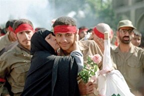 والدین شهدا سند ایثار و رشادت در دفاع‌مقدس هستند