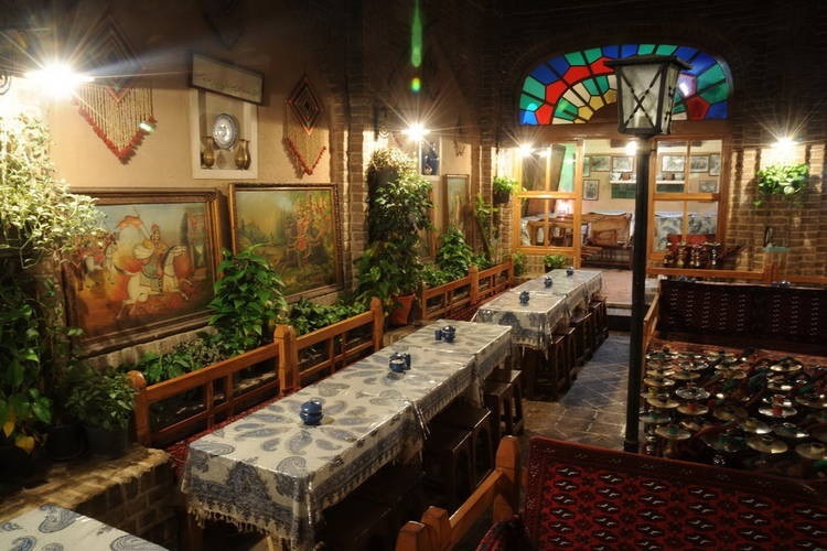 پلمب سفره خانه های سنتی