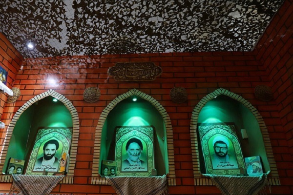 نمایشگاه کنگره شهدای روحانی