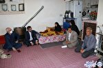 استاندار اردبیل با خانواده شهید «محسن ایران‌نژاد» دیدار کرد
