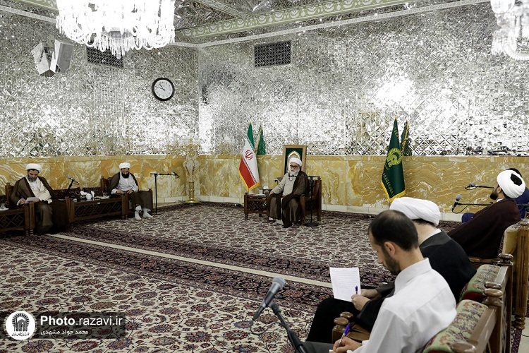 حجت&zwnj;الاسلام&zwnj;والمسلمین احمد مروی،  تولیت آستان قدس رضوی در دیدار با اعضای ستاد جشن&zwnj;های دهه ولایت 